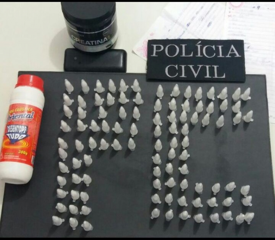 Homem é preso com mais de 100 pinos de cocaína em Estância (SE)