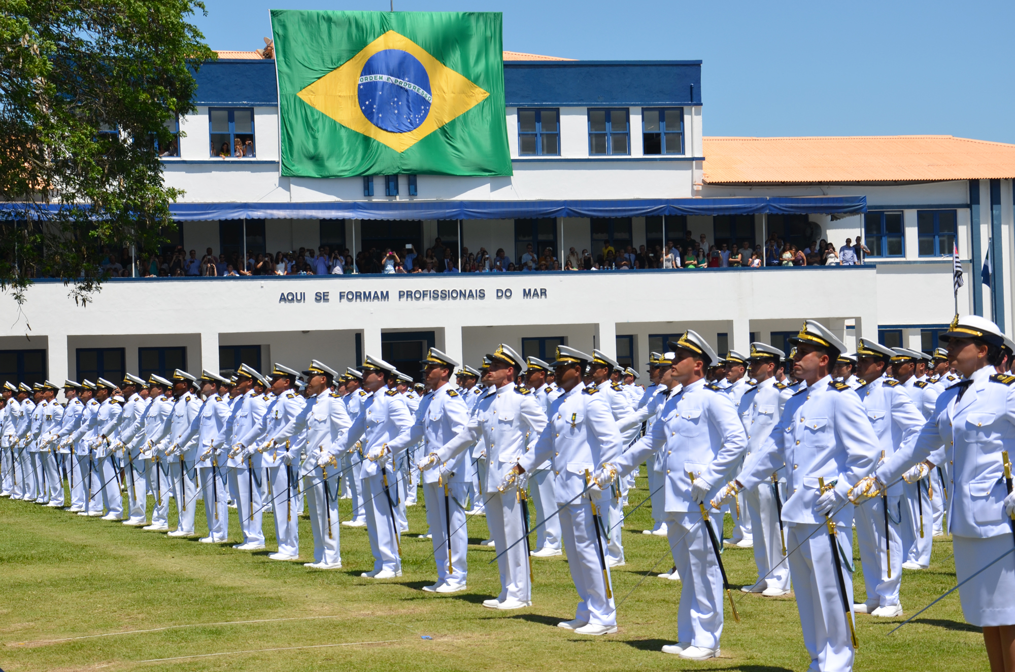 2º Distrito Naval da Marinha do Brasil abre sete vagas de Nível Superior