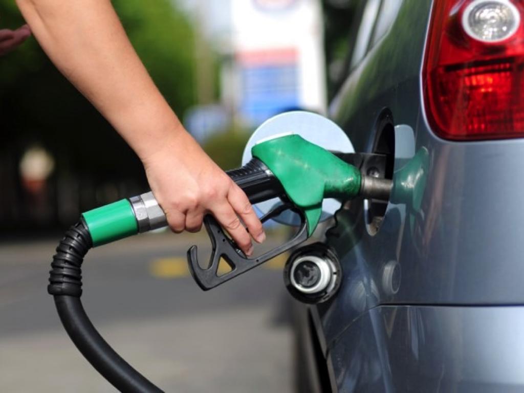 Gasolina chega a custar R$ 4,29 em Aracaju