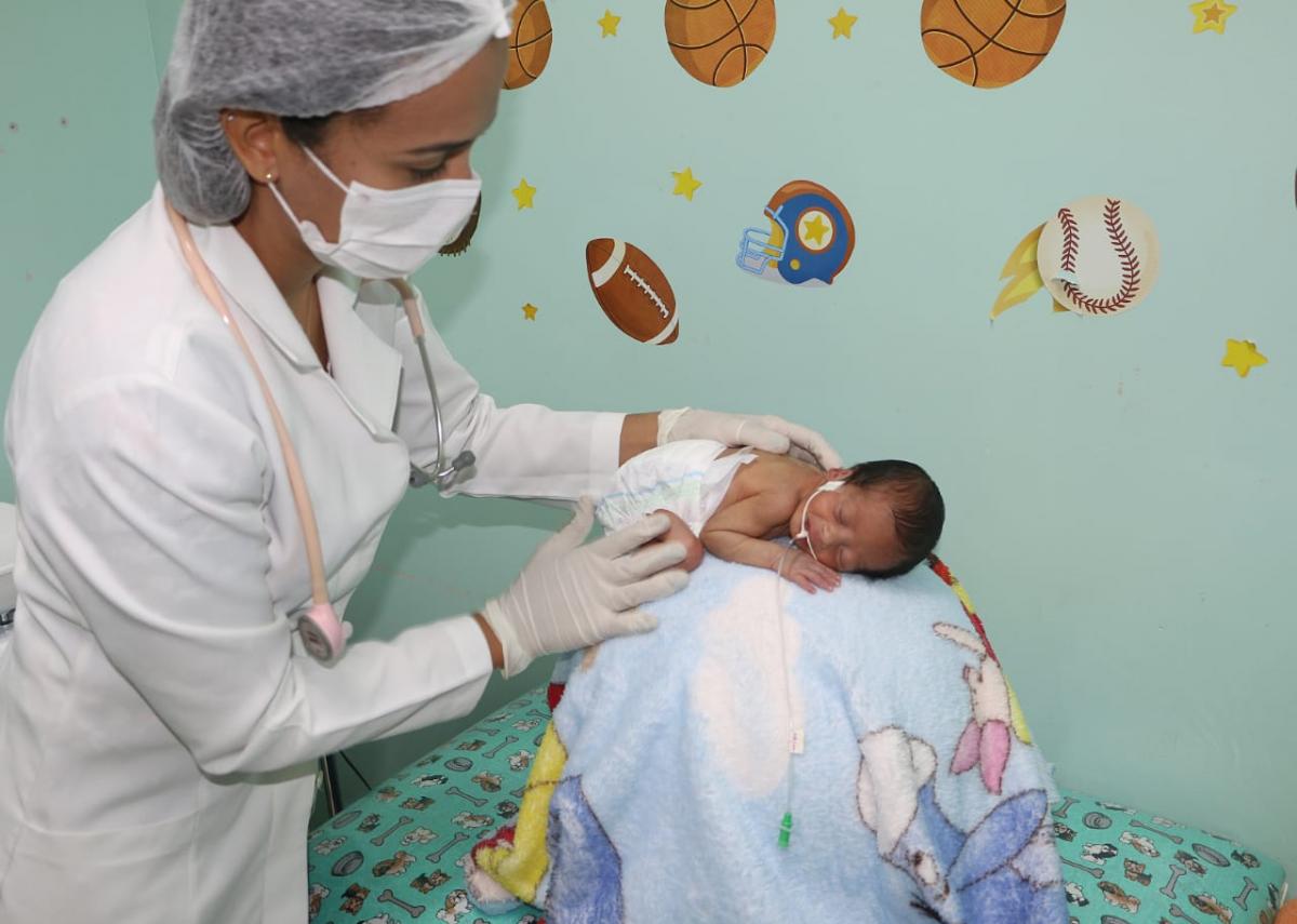 Método Canguru oferece cuidados aos bebês prematuros | F5 News