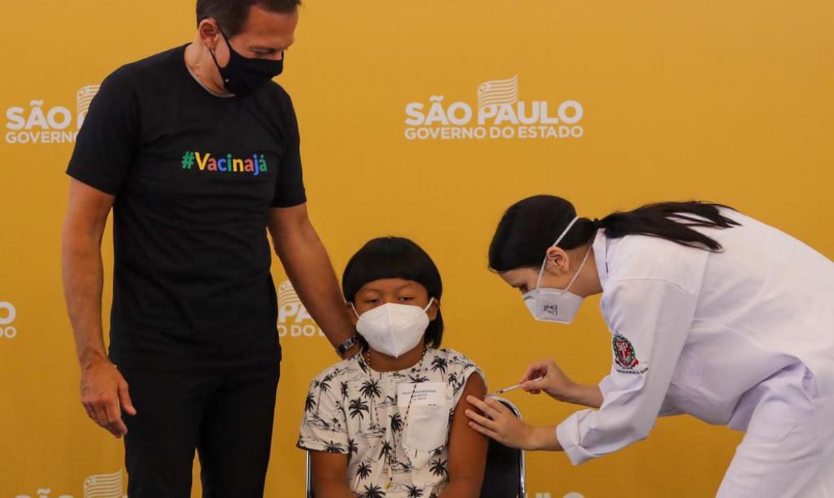 SP: indígena é a primeira criança vacinada contra a covid-19 no país