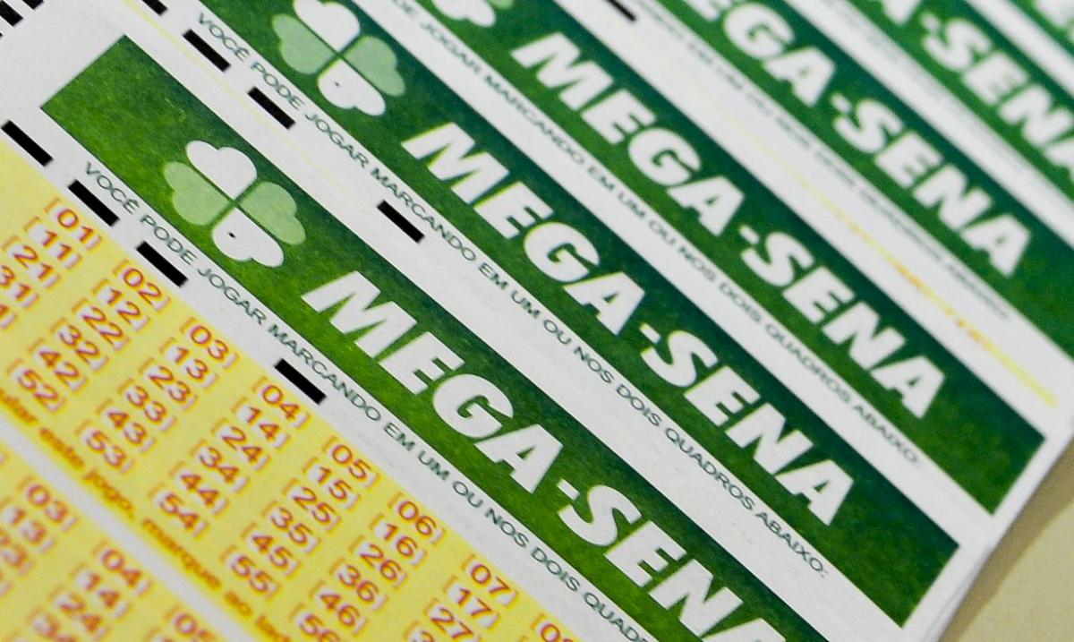 Mega-Sena acumula e prêmio do próximo sorteio vai para R$ 6 milhões