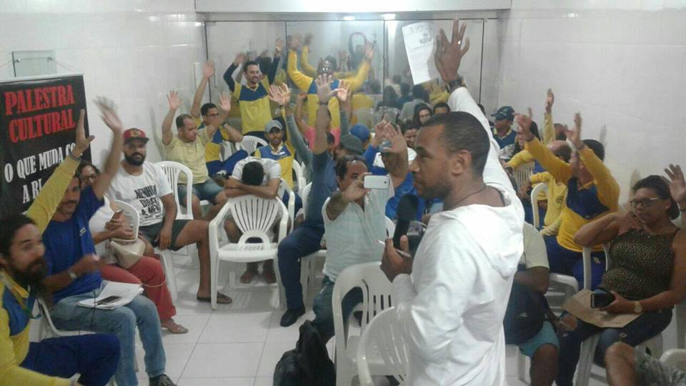Funcionários dos Correios de Sergipe deflagram greve