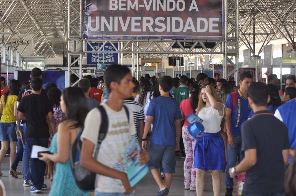 Universidade promove Feira do Vestibular em três cidades