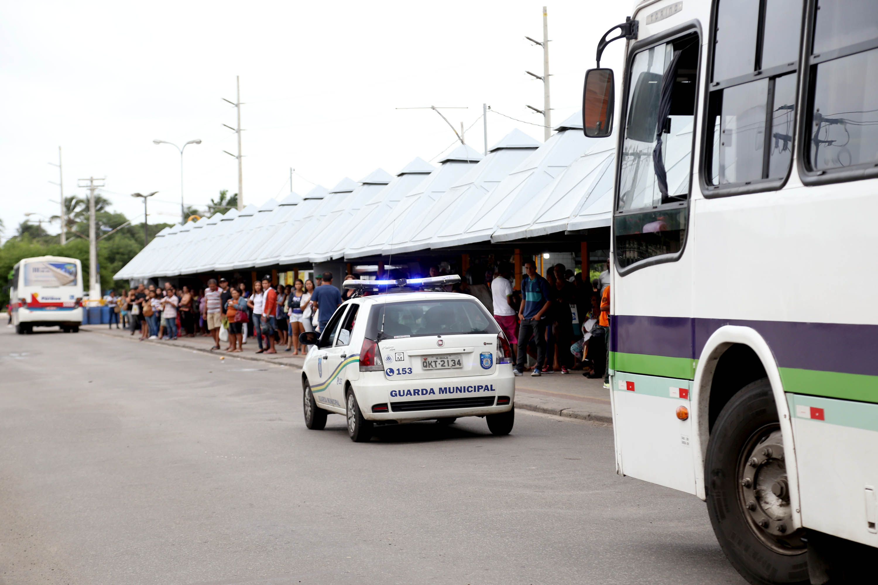 Assaltos a ônibus caem 68% em Aracaju, diz PMA