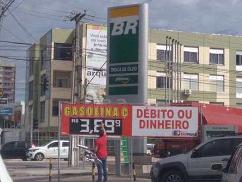 Em Sergipe, foram vendidos 71,3 milhões litros de combustíveis em julho