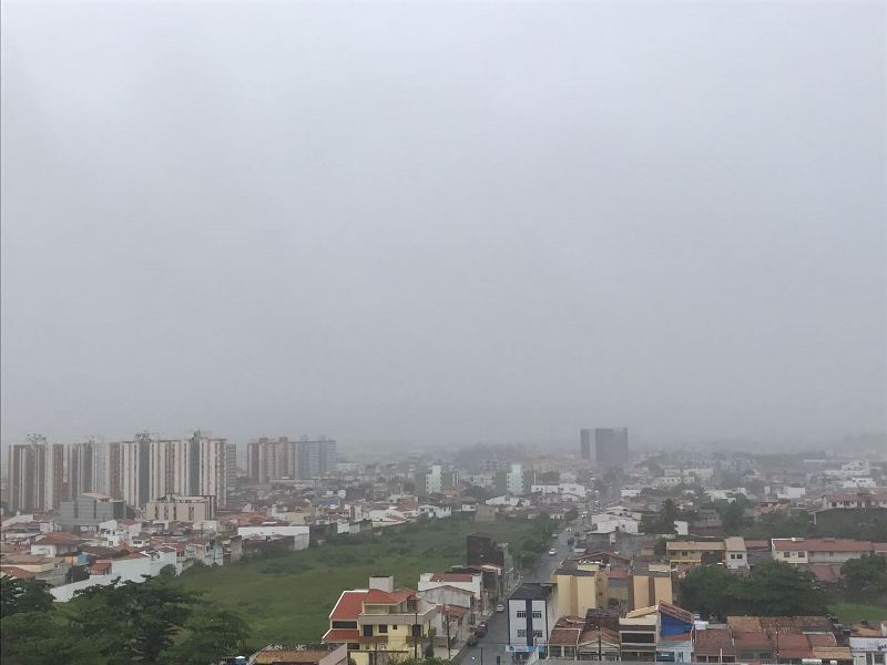 Defesa Civil alerta para previsão de ventos fortes em Aracaju