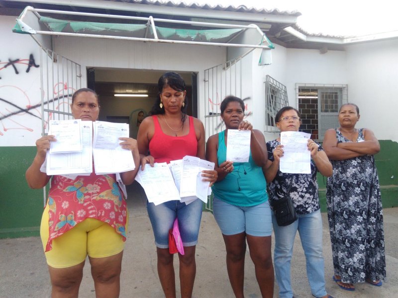Moradores do bairro Coroa do Meio apontam dificuldades para marcar exames