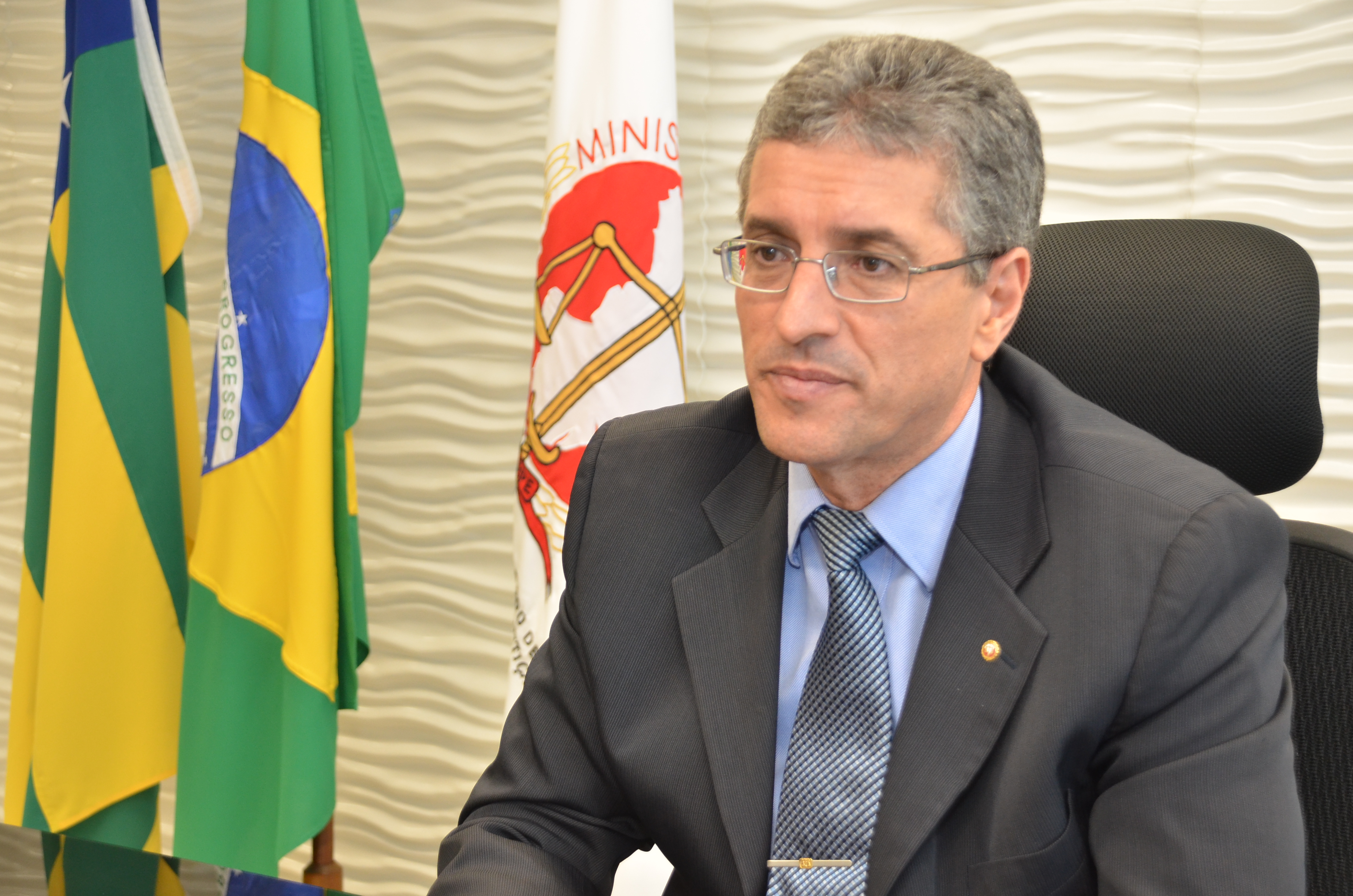 Orlando Rochadel é reconduzido ao cargo de conselheiro nacional do Ministério Público