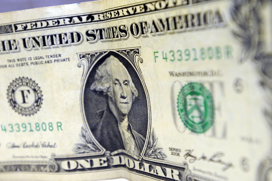 Valor do Dólar cai e bolsa fica estável com dados fracos nos EUA