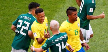 Brasil ganha de 2 a 0 contra o México