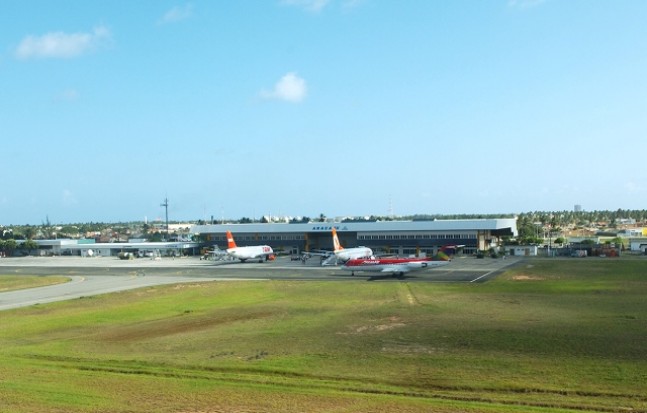 Anac proíbe novas rotas em aeroportos de Aracaju, Recife e Maceió