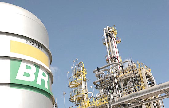 Petrobras reduz preços da gasolina e diesel nas refinarias