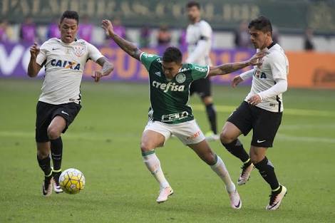 Corinthians tenta manter vantagem sobre Palmeiras na corrida pelo título