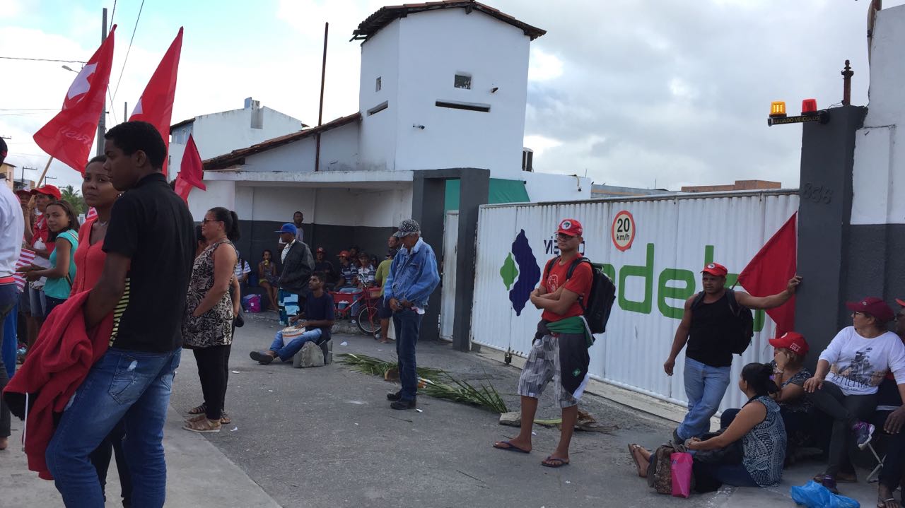 Greve Geral: ônibus são impedidos de circular na Grande Aracaju