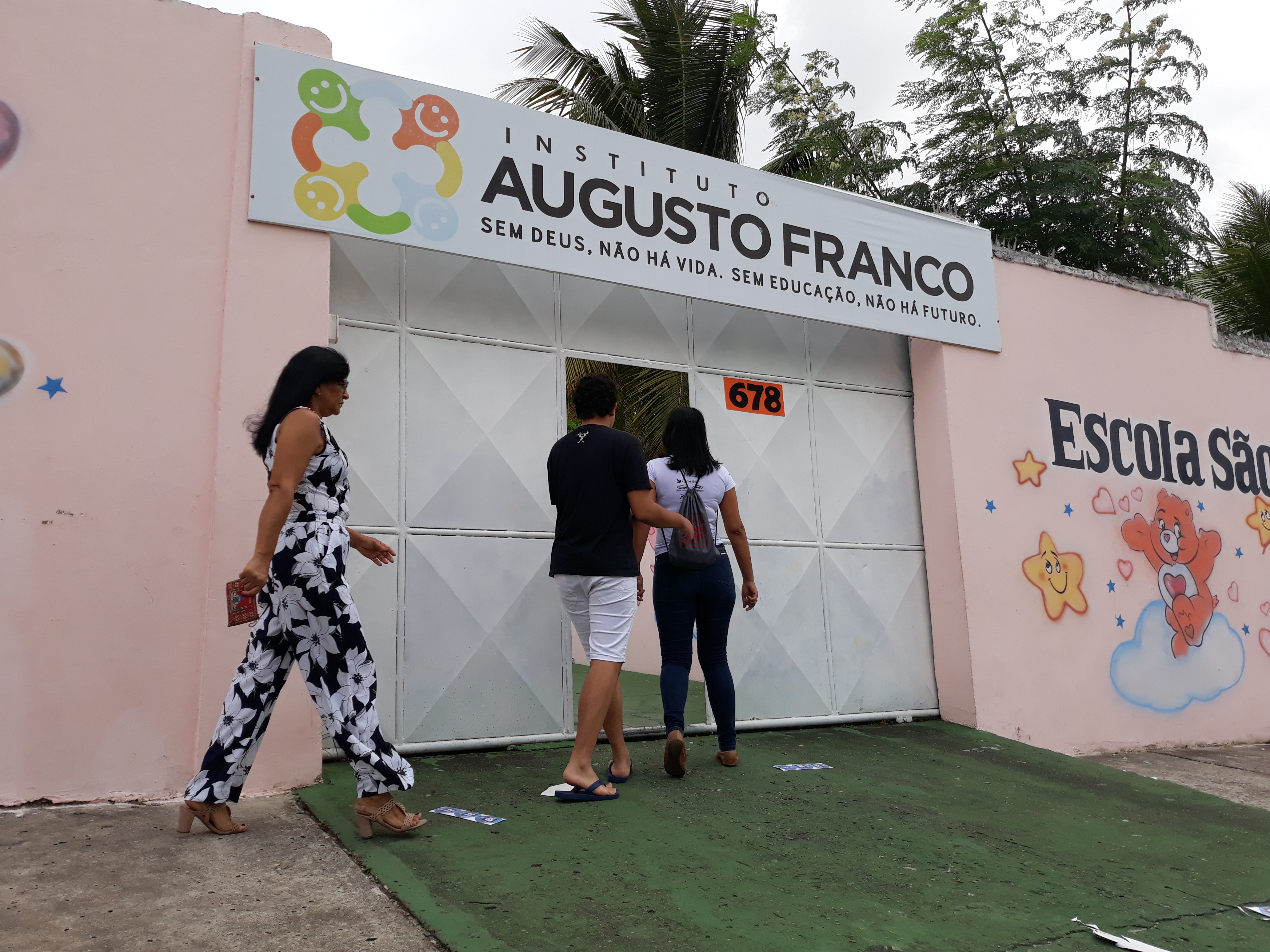 Votação: Aracajuanos movimentam as zonas eleitorais desde a madrugada