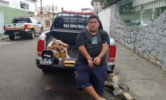 Homem é preso com 22 quilos de maconha na zona Norte de Aracaju