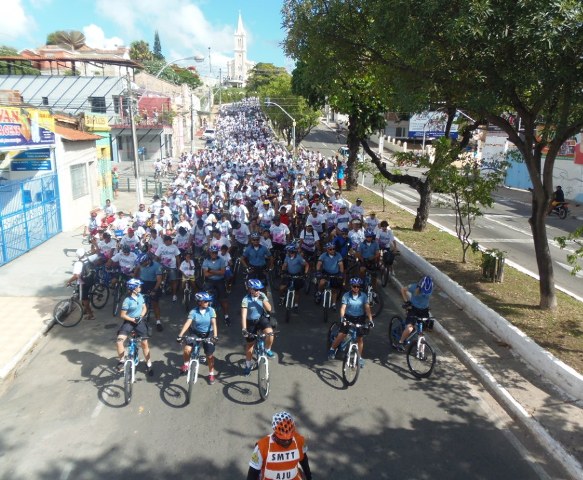 Passeio ciclístico comemora a mulher e o aniversário de Aracaju 