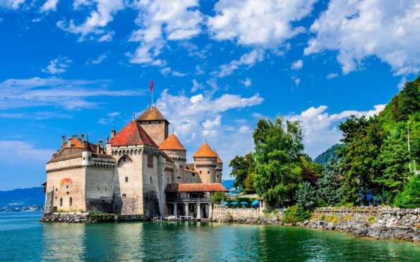 Castelo de Chillon, o monumento suíço mais visitado 