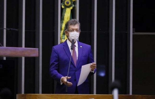 Laércio Oliveira defende retomada do texto original da Nova Lei do gás