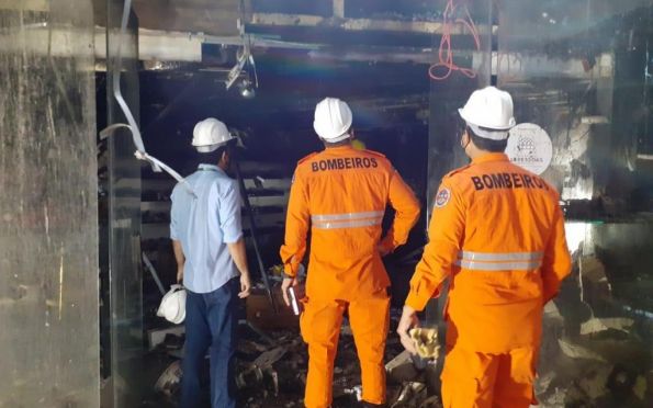 Perícia não identifica o que provocou incêndio em shopping de Aracaju