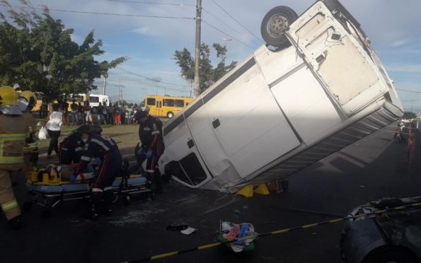 Acidente envolvendo três veículos deixa feridos no centro de Aracaju