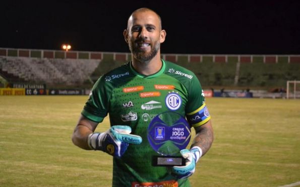 Confiança acerta renovação do goleiro Rafael Santos