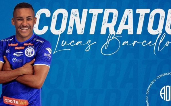 Confiança contrata centroavante Lucas Barcellos por empréstimo