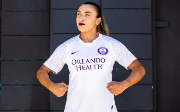 Seis vezes melhor do mundo, Marta renova com Orlando Pride até 2022