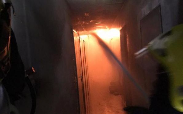 CBM atende chamado de incêndio em casa no bairro América, em Aracaju