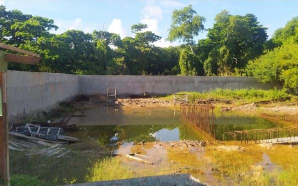 Moradores Do Bairro Jabotiana Denunciam Abandono De Obra Em Escola