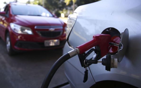 Preço da gasolina gera debandada de motoristas de aplicativo em Aracaju