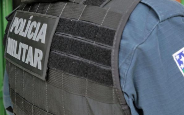 Polícia Militar prende suspeito de roubar chácara em Dores