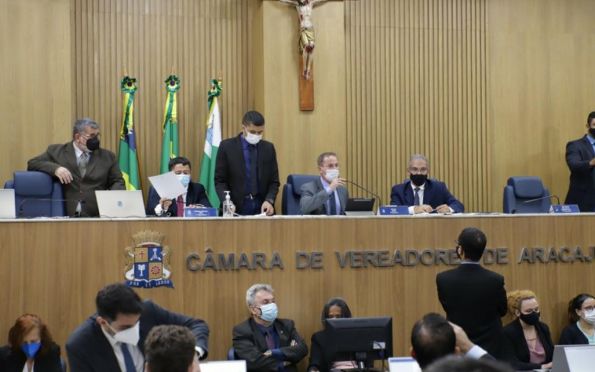 Câmara de Aracaju aprova aumento dos servidores do Legislativo