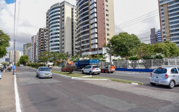 PMA começa requalificação das avenidas Santos Santana e Sílvio Teixeira
