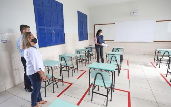 Prefeitura orienta a não suspensão das aulas em casos de covid 