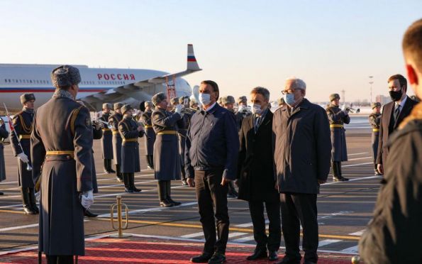 Presidente Jair Bolsonaro desembarca na Rússia