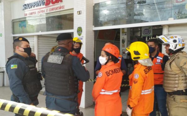 Tremor no Centro de Aracaju faz Defesa Civil evacuar prédio; veja vídeo