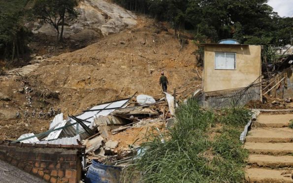 Com mais de 230 mortes, Petrópolis ainda tem cinco desaparecidos após temporal