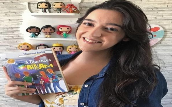 Escritora sergipana lança livro de aventura e ficção
