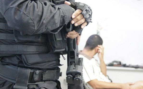 Polícia Civil prende homem com mais de 30 processos criminais em Capela