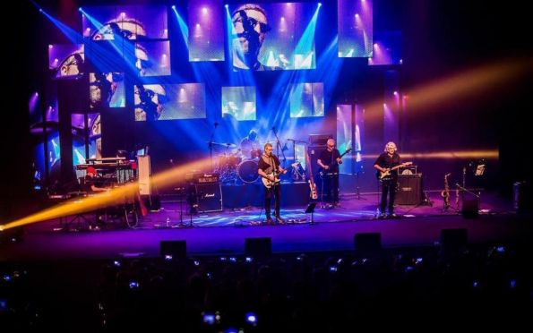Aracaju vai receber show de Dire Straits Legacy na Arena Batistão em maio