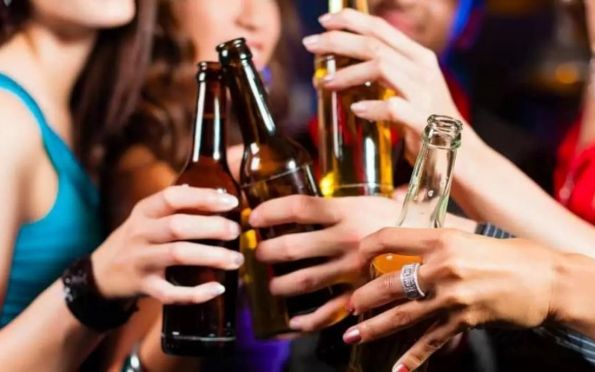 Conheça os riscos do consumo precoce de bebidas alcoólicas entre menores