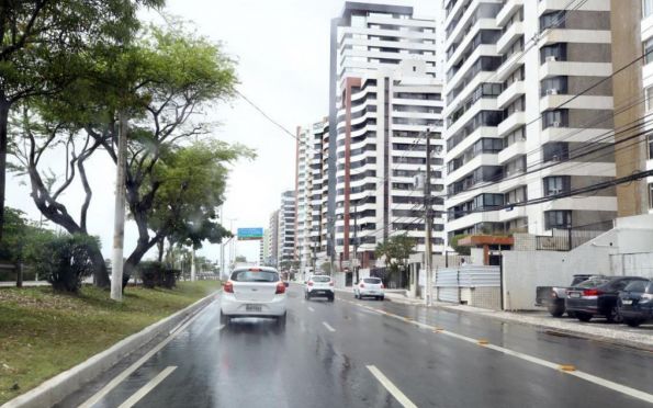 Defesa Civil emite alerta de chuvas moderadas para as próximas 48h em Aracaju