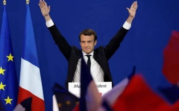 Emmanuel Macron é reeleito presidente da França; Le Pen reconhece derrota