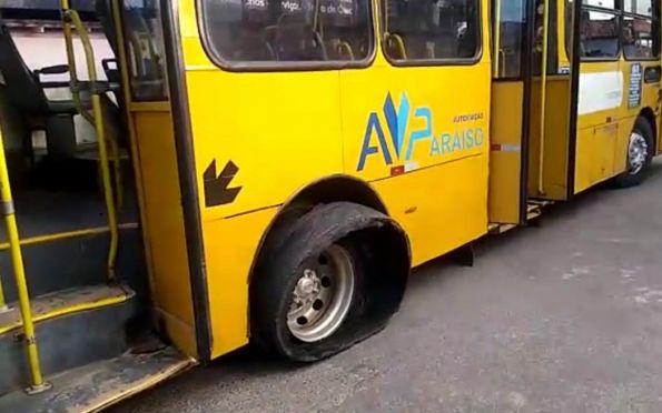 Moradores da Zona de Expansão de Aracaju sofrem com ônibus quebrados