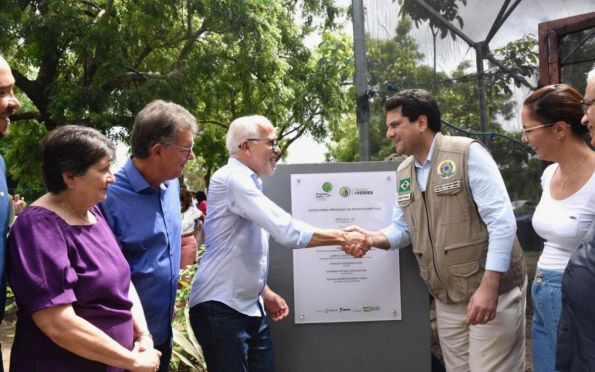 Prefeito Edvaldo Nogueira inaugura novo espaço no Horto Florestal