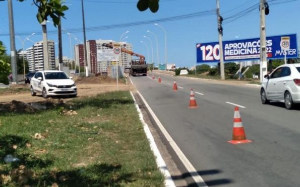 Sentido Sul da ponte sobre o Poxim, na zona sul de Aracaju, fica em meia pista
