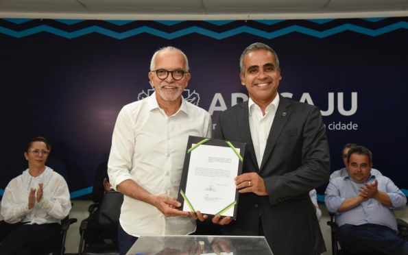 PMA e União assinam convênios de R$ 1,5 mi para quadras esportivas em Aracaju