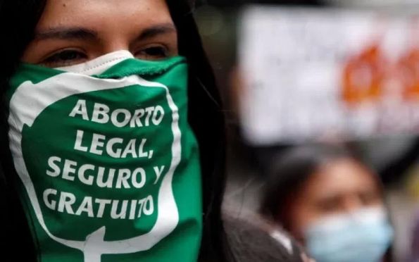 Direito ao aborto continua sendo um tabu em diversos países 